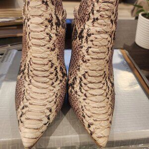 Steve Madden heels 8
